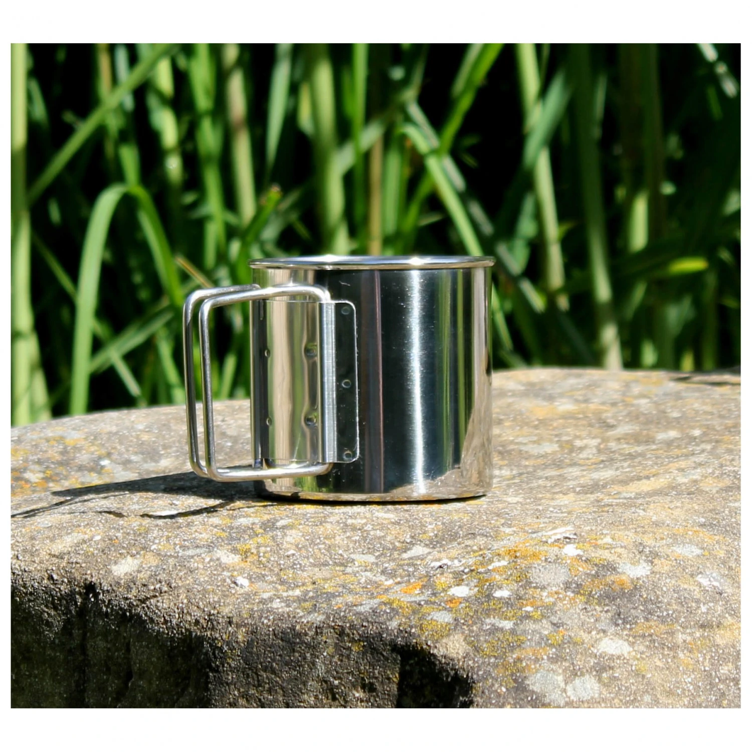 Basic Nature - Stainless Steel Cup With Foldable Handle 6 Basic Nature - Stainless Steel Cup With Foldable Handle - Image 4