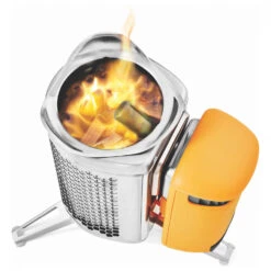 BioLite - CampStove 2+ - Solid Fuel Stoves 7 BioLite - CampStove 2+ - Solid Fuel Stoves -PRIM Camping Shop biolite campstove 2 solid fuel stoves detail 3