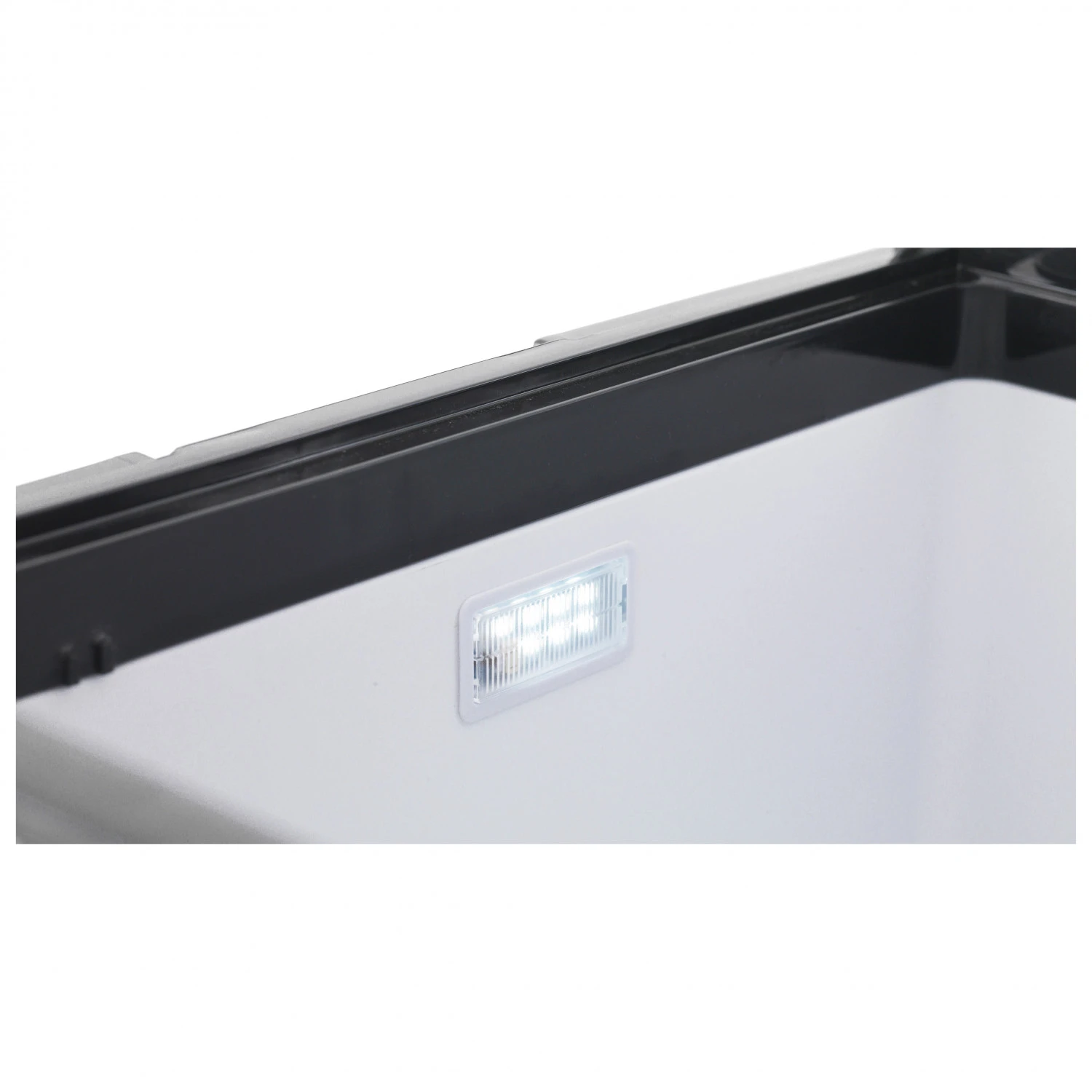 Outwell - Arctic Chill 30 - Coolbox 4 Outwell - Arctic Chill 30 - Coolbox - Image 2