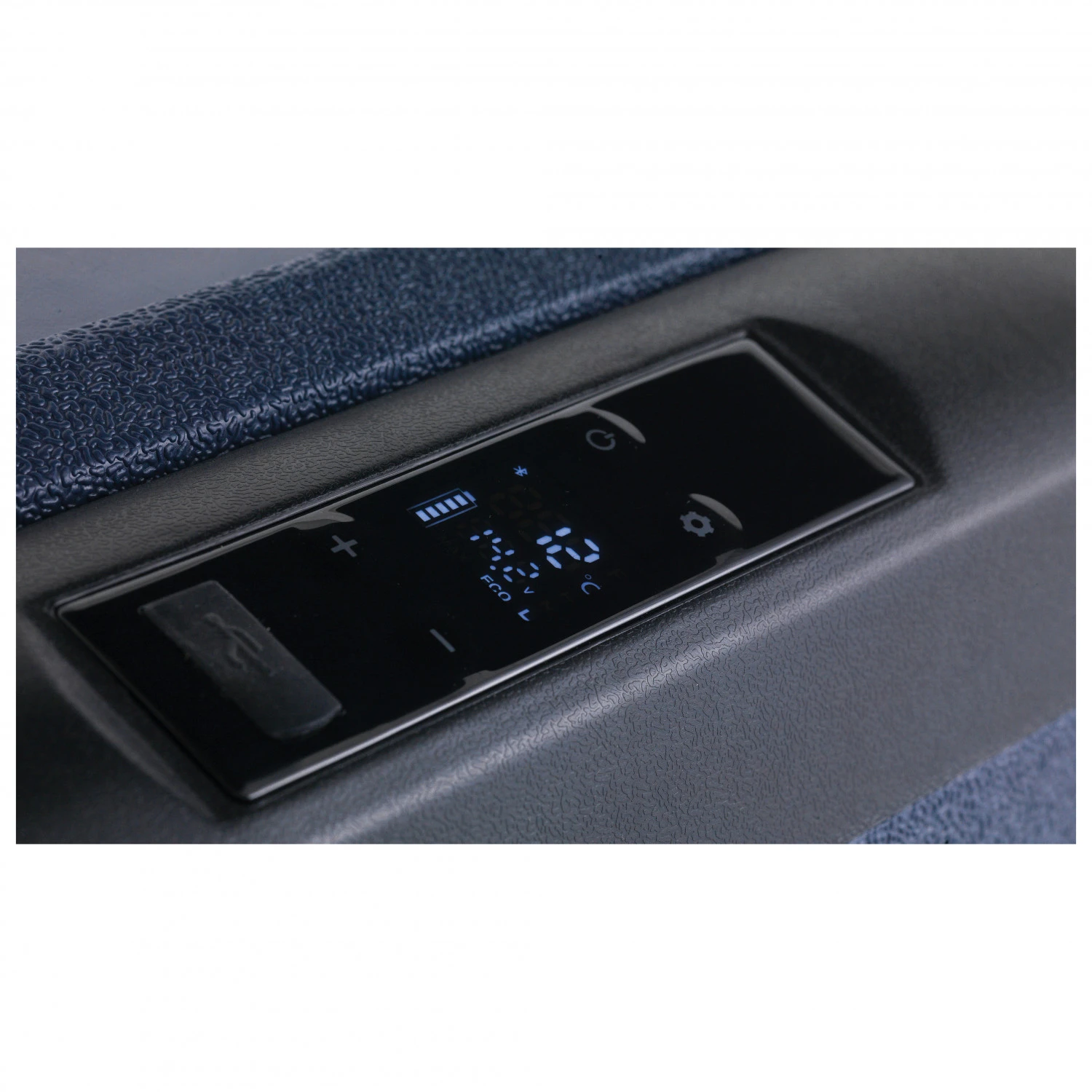 Outwell - Arctic Chill 30 - Coolbox 7 Outwell - Arctic Chill 30 - Coolbox - Image 5