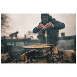 Robens - Bighorn 3 Legged Pan - Skillet 10 Robens - Bighorn 3 Legged Pan - Skillet -PRIM Camping Shop robens bighorn 3 legged pan skillet detail 4