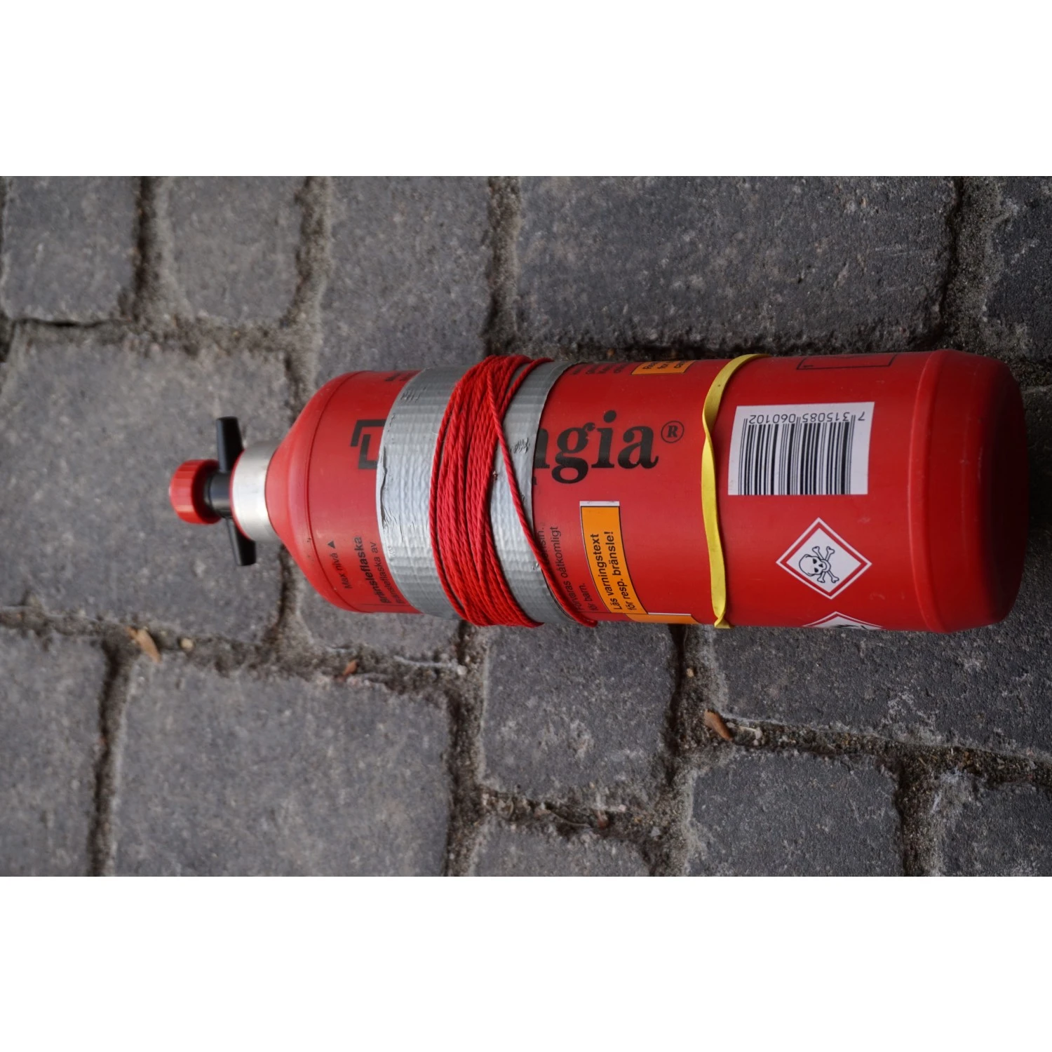 Trangia - Liquid Fuel Safety Tank Bottle - Fuel Bottle 4 Trangia - Liquid Fuel Safety Tank Bottle - Fuel Bottle - Image 2